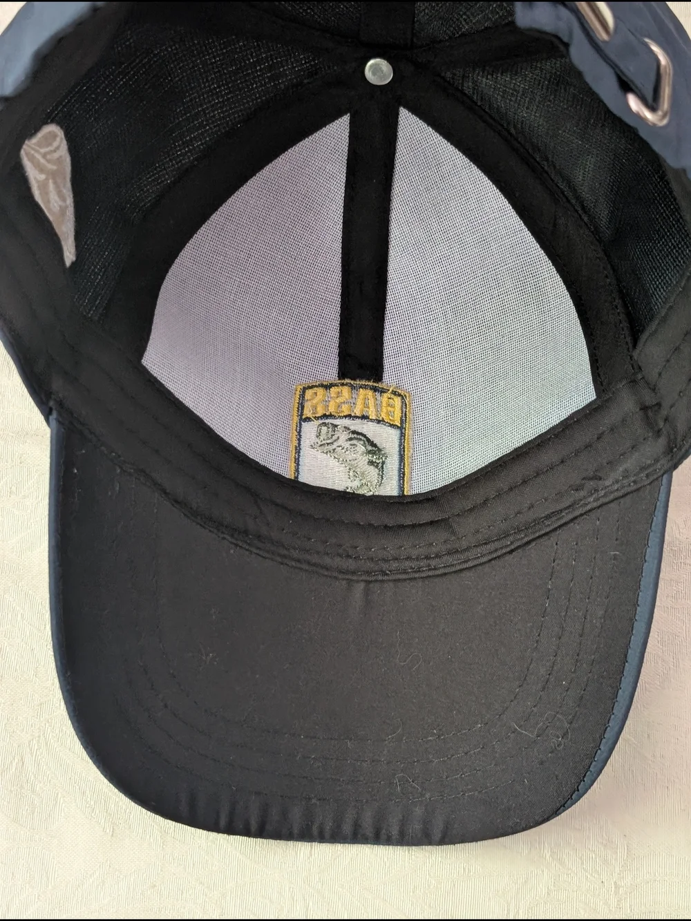 BASS Black Adjustable Baseball Cap Embroidered Fish Logo Fishing Hat